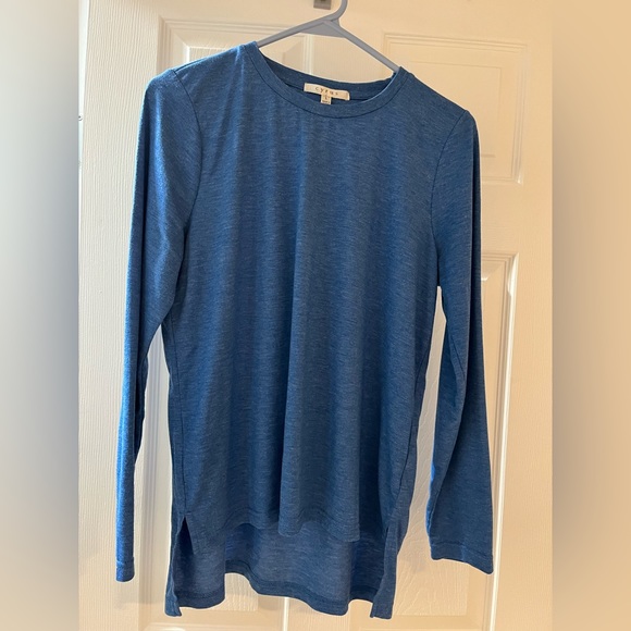 ***😀3 for $35./Beautiful Cyrus heather blue high/low long sleeve shirt. - Picture 1 of 4